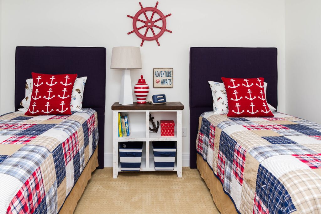 maisondor-beach-bedroom-twin-beds